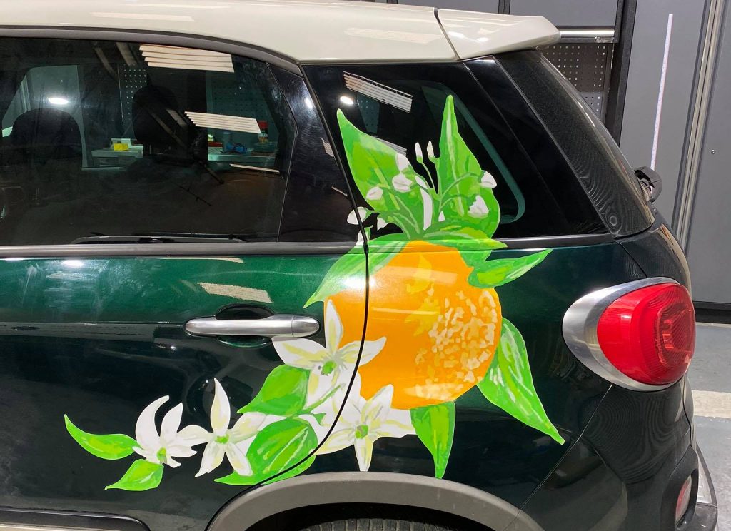 There are many benefits to vehicle graphics Northampton